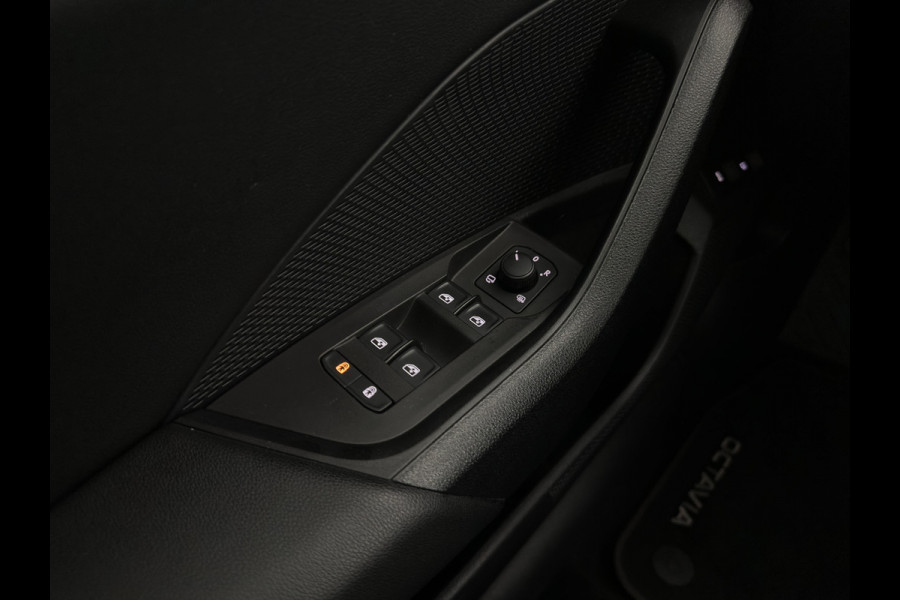 Škoda Octavia Combi 1.4 TSI iV PHEV Business Edition (INCL.BTW) *FULL-LED | DIGI-COCKPIT | NAVI-FULLMAP | COMFORT-SEATS | KEYLESS | ECC | PDC | CRUISE | 18''ALU*