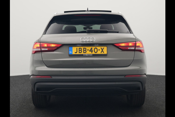 Audi Q3 45 TFSI e edition Plug In Hybrid 245pk Dealer O.H PHEV | Panodak | Camera | Cruise Control | Alcantara Sportstoelen Verwarmd | Navigatie | Virtual | DAB |