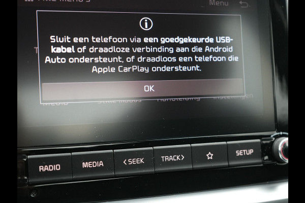 Kia Stonic 1.0 T-GDi MHEV DynamicLine 101pk Dealer O.H. | Apple Carplay | Stoelen & Stuur Verwarmd | Cruise Control | DAB | Pilot Assist |