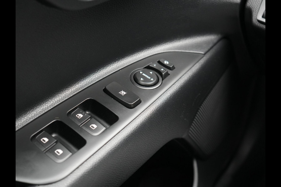 Kia Stonic 1.0 T-GDi MHEV DynamicLine 101pk Dealer O.H. | Apple Carplay | Stoelen & Stuur Verwarmd | Cruise Control | DAB | Pilot Assist |