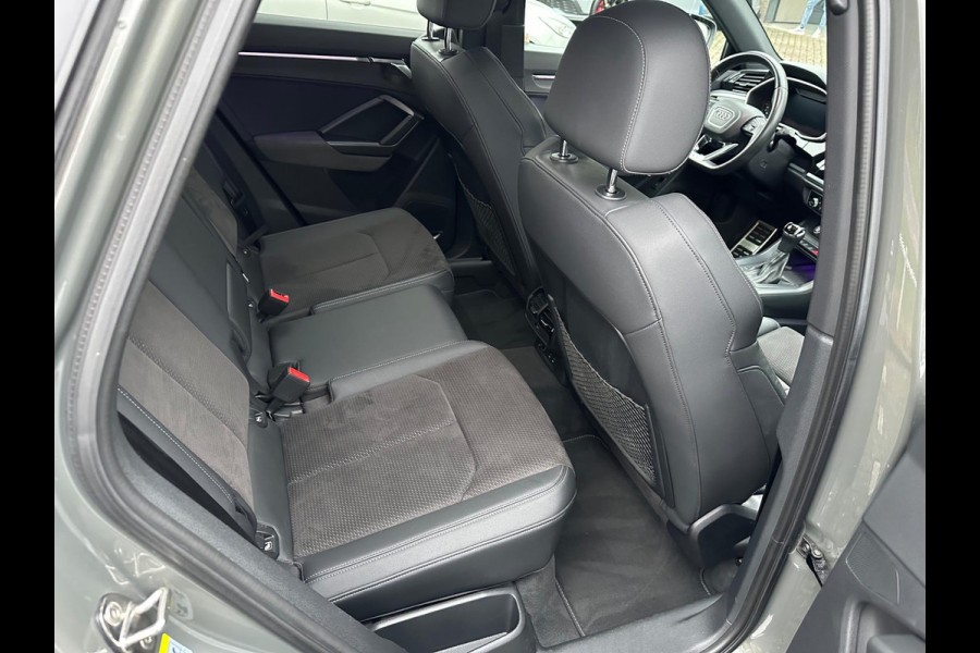 Audi Q3 45 TFSI quattro S Line Panoramadak Sfeerverlichting! 21inch velgen