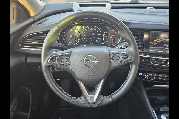 Opel Insignia Grand Sport 1.5 Turbo Innovation Leder | Stuurwielverwarming | verwarmde stoelen v + a | afneembare trekhaak | Panoramadak | Zeer luxe uitvoering! Etc.