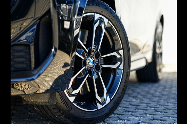 BMW X1 sDrive18iA M-SPORT ** ADAPT. LED, NAVI+, PANORAMA, TREKH, 19-inch LMV,  M-REMMEN ** 1e EIG - Ex BMW-AG - UNFALLFREI ** ** INFORMEER OOK NAAR ONZE AANTREKKELIJKE FINANCIAL-LEASE TARIEVEN **