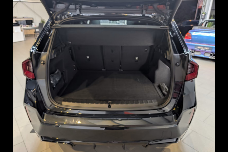 BMW X1 sDrive18iA M-SPORT ** ADAPT. LED, NAVI+, PANORAMA, TREKH, 19-inch LMV,  M-REMMEN ** 1e EIG - Ex BMW-AG - UNFALLFREI ** ** INFORMEER OOK NAAR ONZE AANTREKKELIJKE FINANCIAL-LEASE TARIEVEN **