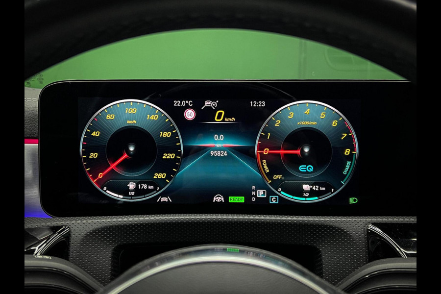 Mercedes-Benz CLA-Klasse Shooting Brake 250 e AMG | Memory | Pano