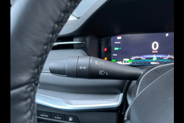 Jeep Compass 4xe 240pk Plug-in Hybrid Trailhawk 4x4 Keyless ACC Navi Lane Assist Camera Leder Climate Control LED Velgen