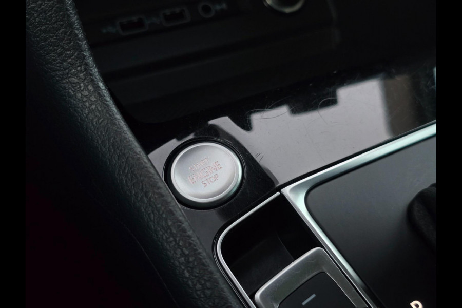 Volkswagen Golf Sportsvan 1.5 TSI ACT Highline Edition Pano/Cruise/Stoel-en Stuurverwarming/Navi/