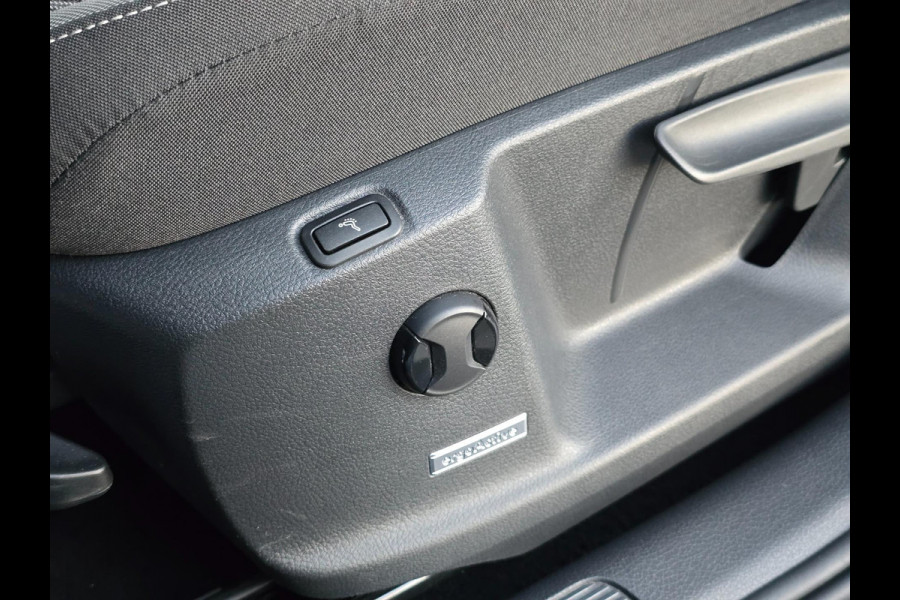 Volkswagen Golf Sportsvan 1.5 TSI ACT Highline Edition Pano/Cruise/Stoel-en Stuurverwarming/Navi/