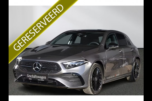 Mercedes-Benz A-Klasse 250e AMG ** LED, MBUX+, PANORAMA, NIGHT, TREKH, WINTER, 19-inch LMV ** 1e EIG - ex MB-AG - UNFALLFREI ** ** INFORMEER OOK NAAR ONZE AANTREKKELIJKE FINANCIAL-LEASE TARIEVEN **