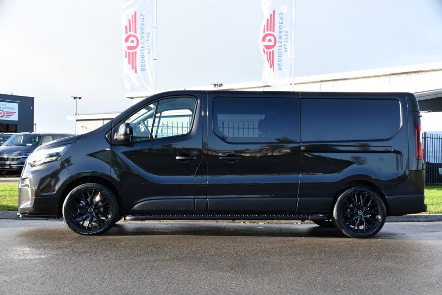 Nissan Primastar 2.0 dCi 150 L2H1 DC Black Edition 5 Jaar Garantie, Camera, Cruise, LED, Stoelverwarming, 2 x Schuifdeur, Clima, Automaat, Keyless, Uniek!