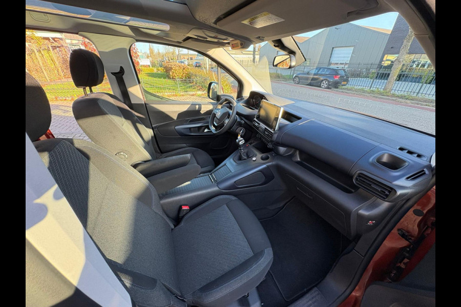 Peugeot Rifter 1.2 Puretech Allure PANO WEINIG KM