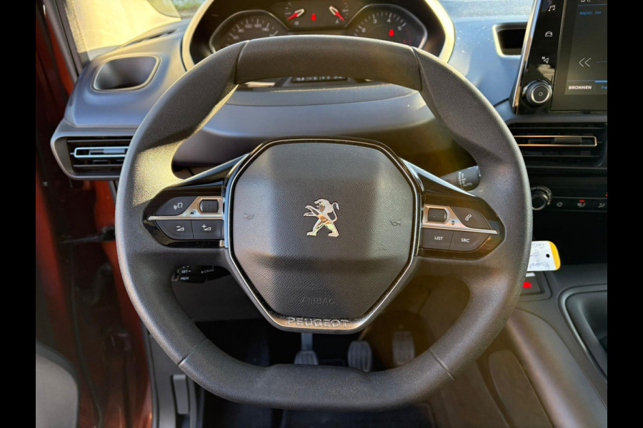 Peugeot Rifter 1.2 Puretech Allure PANO WEINIG KM