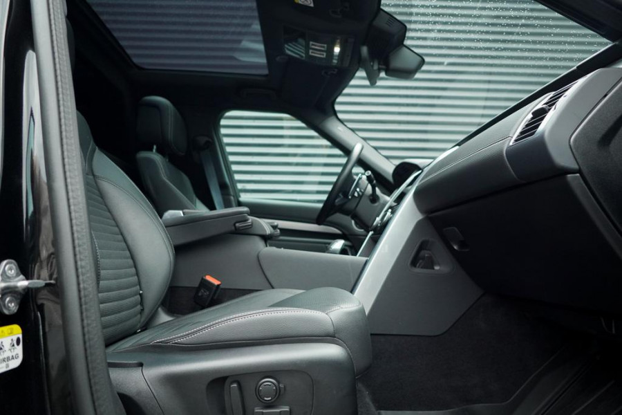 Land Rover Discovery 3.0 D250 R-Dynamic SE / VAN / Pano / Trekhaak / Grijs Kenteken / Excl BTW