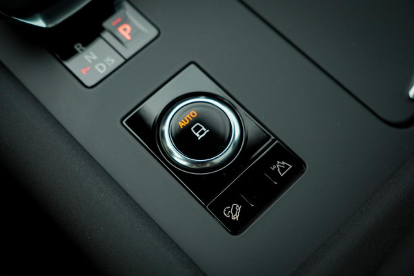 Land Rover Discovery 3.0 D250 R-Dynamic SE / VAN / Pano / Trekhaak / Grijs Kenteken / Excl BTW