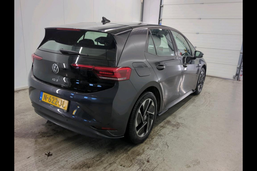 Volkswagen ID.3 Pro 58 kWh Airco ECC Navi Carplay PDC VA + Camera 18" LM Velgen Adaptive Cruise Control Full LED