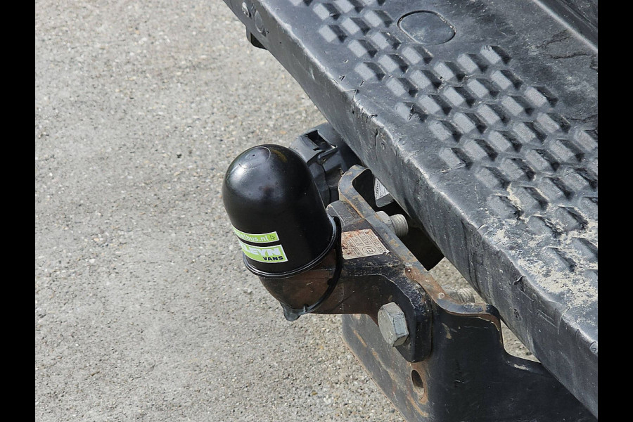 Iveco Daily 35S14V 2.3 352 L2H2 3.5T-Trekhaak Automaat Airco Euro6!