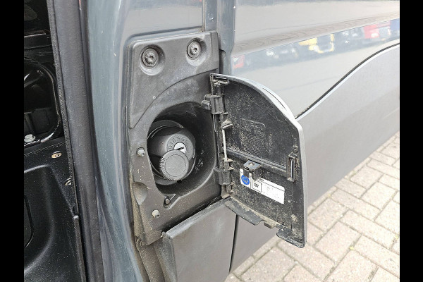 Iveco Daily 35S14V 2.3 352 L2H2 3.5T-Trekhaak Automaat Airco Euro6!