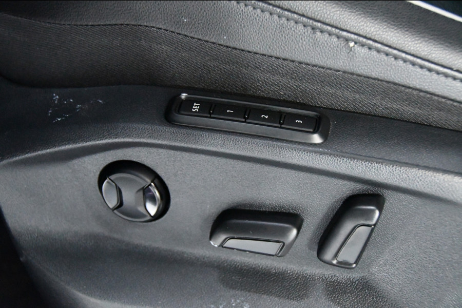 Volkswagen Tiguan 1.5 TSI R-Line Camera/lane-assist/Memory/Pano