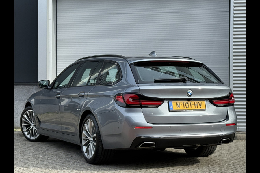 BMW 5 Serie Touring 530d Luxury Line Plus | Bowers & Wilkins | Head UP | Panoramadak