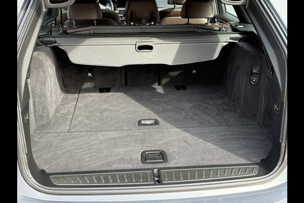 BMW 5 Serie Touring 530d Luxury Line Plus | Bowers & Wilkins | Head UP | Panoramadak