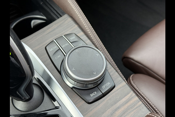 BMW 5 Serie Touring 530d Luxury Line Plus | Bowers & Wilkins | Head UP | Panoramadak