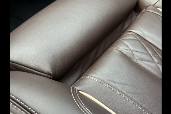 BMW 5 Serie Touring 530d Luxury Line Plus | Bowers & Wilkins | Head UP | Panoramadak