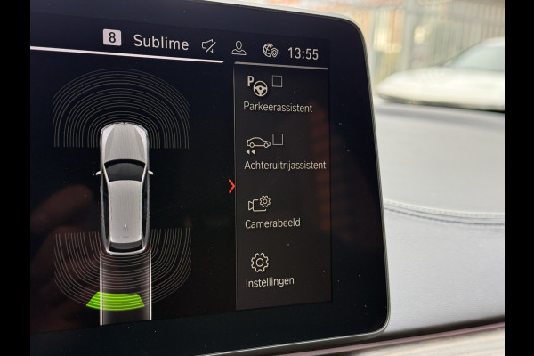 BMW 5 Serie Touring 530d Luxury Line Plus | Bowers & Wilkins | Head UP | Panoramadak