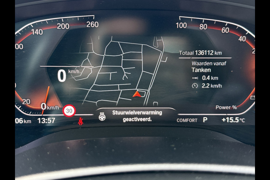 BMW 5 Serie Touring 530d Luxury Line Plus | Bowers & Wilkins | Head UP | Panoramadak