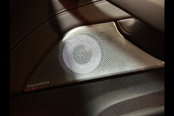 BMW 5 Serie Touring 530d Luxury Line Plus | Bowers & Wilkins | Head UP | Panoramadak