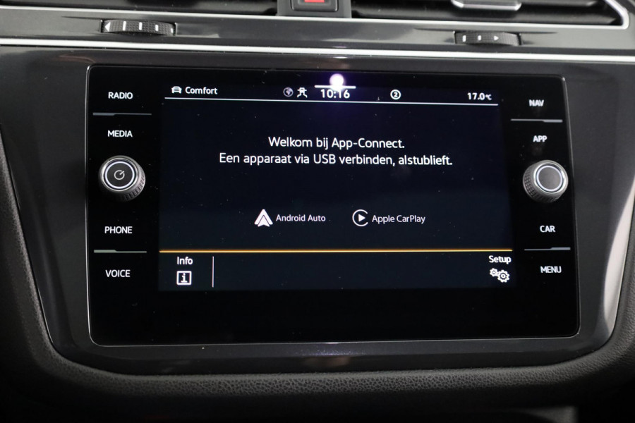 Volkswagen Tiguan Allspace 1.5 TSI R-Line Business 7p. 150 pk DSG | Verlengde garantie | Navigatie | Panoramadak | Adaptieve cruise control | Stoelverwarming | Matrix LED koplampen |