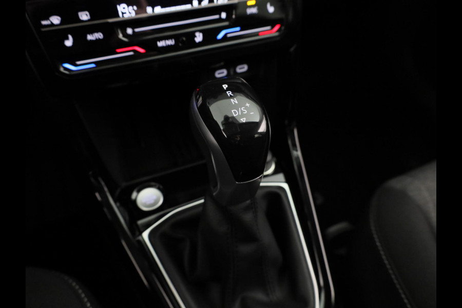 Volkswagen T-Cross Life Edition 1.0 TSI 85 kW / 116 PK SUV 7 versn. D