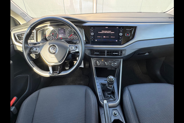 Volkswagen Polo 1.0 TSI Comfortline * Carplay * Adaptieve Cruise Control * Airco * Lichtsensor