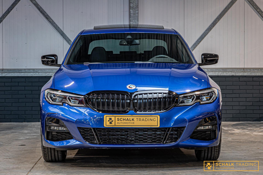 BMW 3 Serie 330E xDrive|Pano|M-Sport|TrekH|E-stoel|Garantie|HUD|1eig
