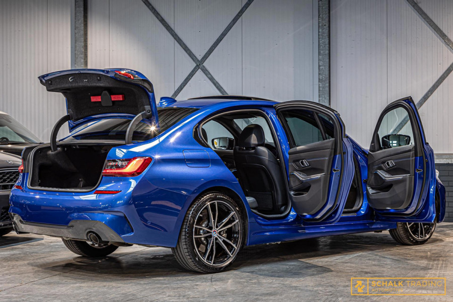 BMW 3 Serie 330E xDrive|Pano|M-Sport|TrekH|E-stoel|Garantie|HUD|1eig