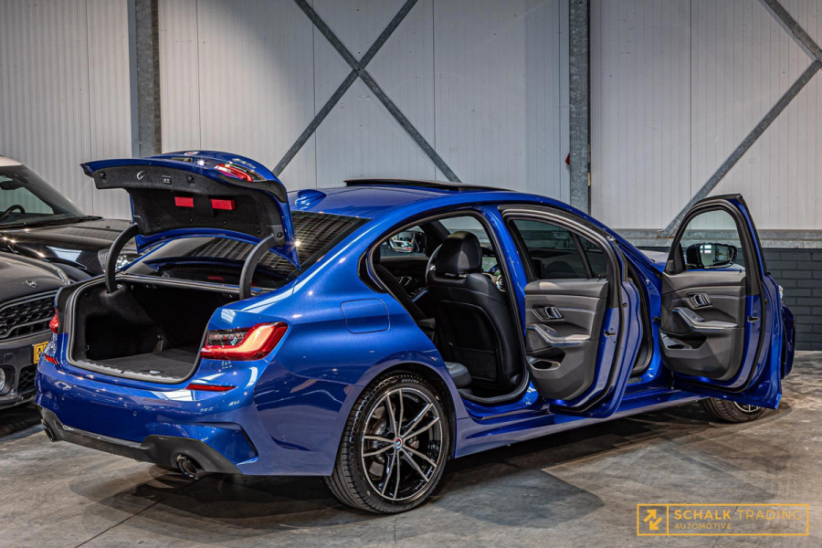 BMW 3 Serie 330E xDrive|Pano|M-Sport|TrekH|E-stoel|Garantie|HUD|1eig
