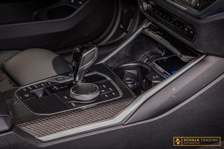 BMW 3 Serie 330E xDrive|Pano|M-Sport|TrekH|E-stoel|Garantie|HUD|1eig