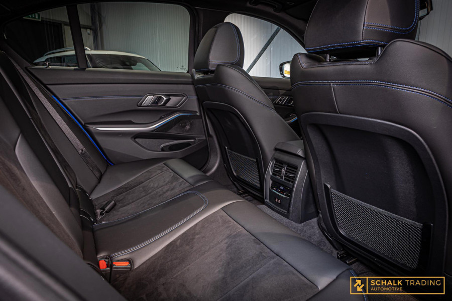 BMW 3 Serie 330E xDrive|Pano|M-Sport|TrekH|E-stoel|Garantie|HUD|1eig