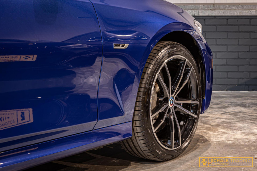 BMW 3 Serie 330E xDrive|Pano|M-Sport|TrekH|E-stoel|Garantie|HUD|1eig