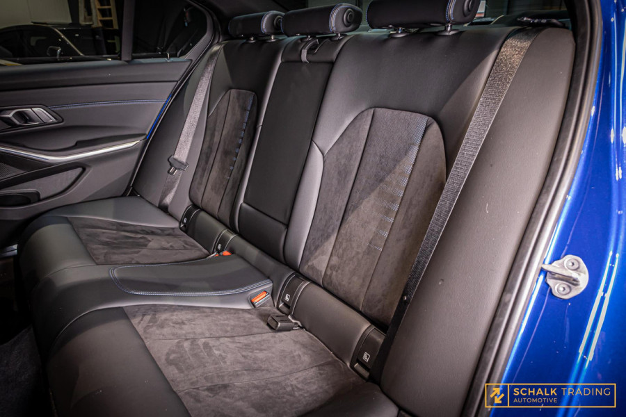 BMW 3 Serie 330E xDrive|Pano|M-Sport|TrekH|E-stoel|Garantie|HUD|1eig