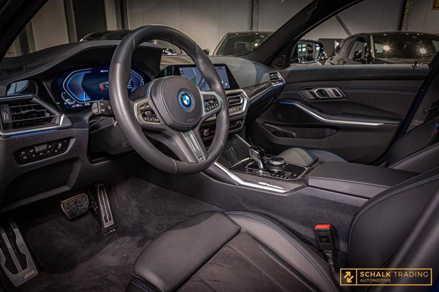 BMW 3 Serie 330E xDrive|Pano|M-Sport|TrekH|E-stoel|Garantie|HUD|1eig