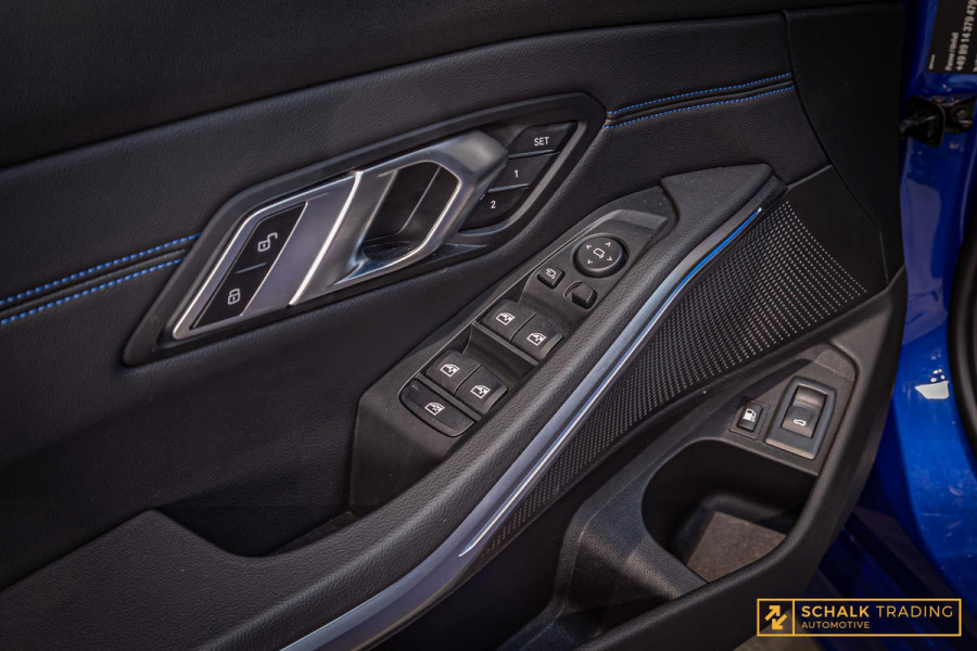 BMW 3 Serie 330E xDrive|Pano|M-Sport|TrekH|E-stoel|Garantie|HUD|1eig