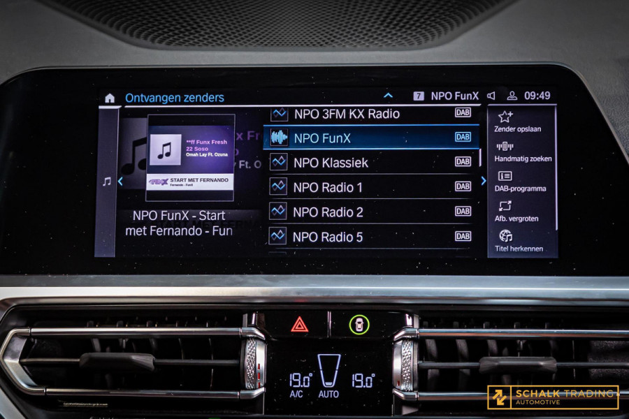 BMW 3 Serie 330E xDrive|Pano|M-Sport|TrekH|E-stoel|Garantie|HUD|1eig