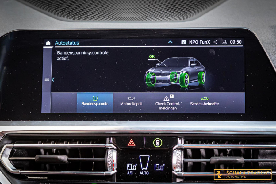 BMW 3 Serie 330E xDrive|Pano|M-Sport|TrekH|E-stoel|Garantie|HUD|1eig