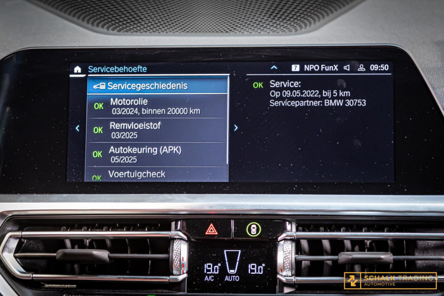 BMW 3 Serie 330E xDrive|Pano|M-Sport|TrekH|E-stoel|Garantie|HUD|1eig