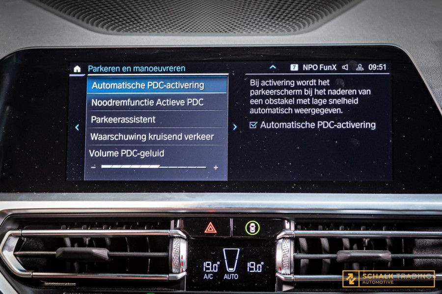 BMW 3 Serie 330E xDrive|Pano|M-Sport|TrekH|E-stoel|Garantie|HUD|1eig