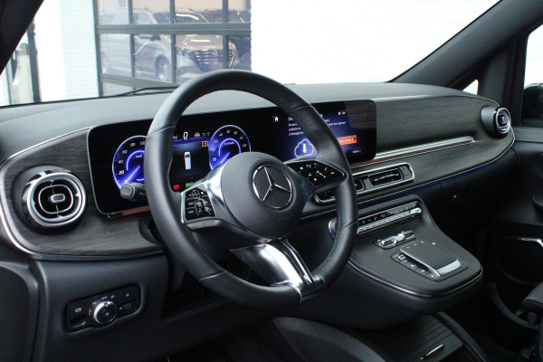 Mercedes-Benz Eqv 300 L2 / AMG / New Model / Luchtvering / 7-Persoons / Burmester / Vol Opties / NIEUWSTAAT