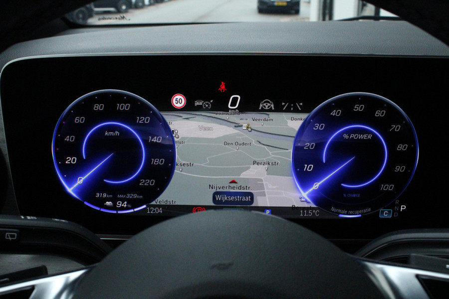 Mercedes-Benz Eqv 300 L2 / AMG / New Model / Luchtvering / 7-Persoons / Burmester / Vol Opties / NIEUWSTAAT