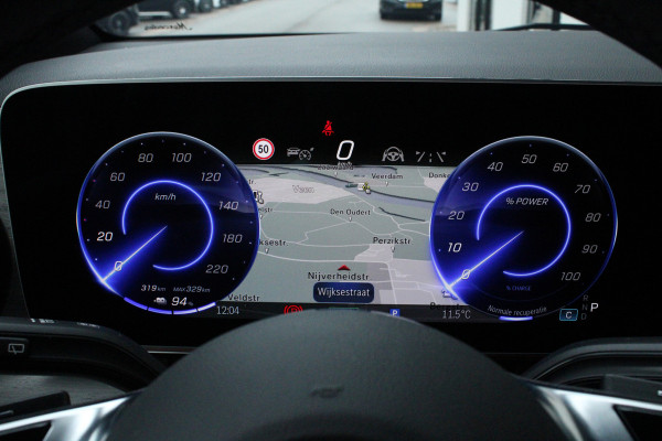 Mercedes-Benz Eqv 300 L2 / AMG / New Model / Luchtvering / 7-Persoons / Burmester / Vol Opties / NIEUWSTAAT