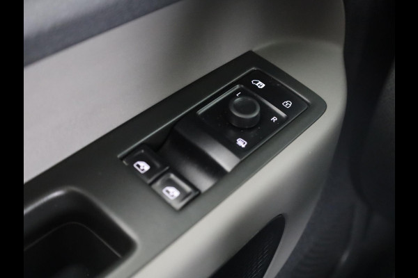 Volkswagen ID. Buzz Cargo 77 kWh 204PK | Navigatie | Parkeercamera | Verwarmde voorruit | 19 inch LM wielen |