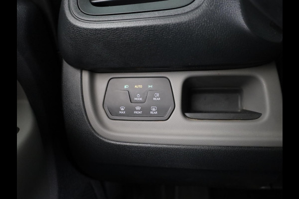 Volkswagen ID. Buzz Cargo 77 kWh 204PK | Navigatie | Parkeercamera | Verwarmde voorruit | 19 inch LM wielen |
